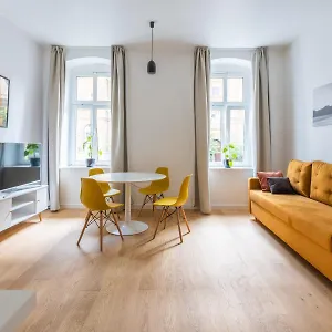 Mynest Poplinskich , Poznań Polska